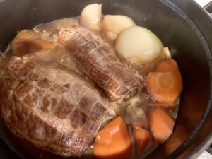 調味料を投入