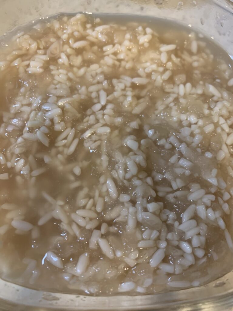 出来上がった玉ねぎ麹