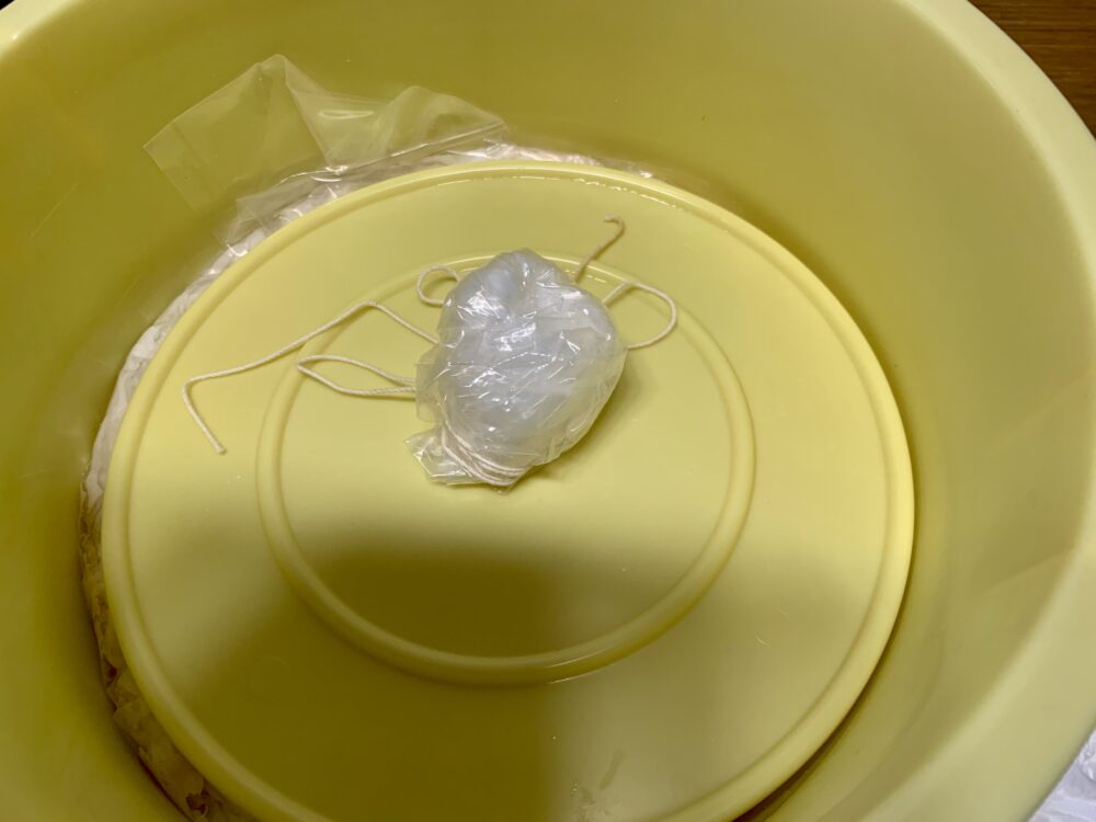 押し蓋