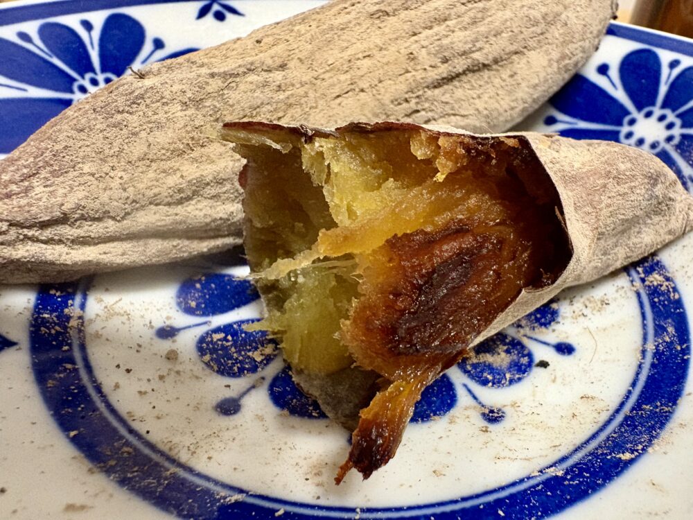 薪ストーブ焼き芋